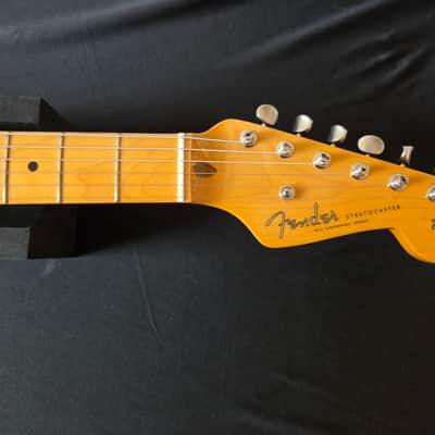 Fender 70th Anniversary American Vintage II 1954 Stratocaster 2-Color Sunburst image 3