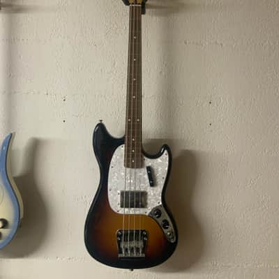 Fender Pawn Shop Mustang Bass 2013 - 2014 - 3-Color Sunburst image 1