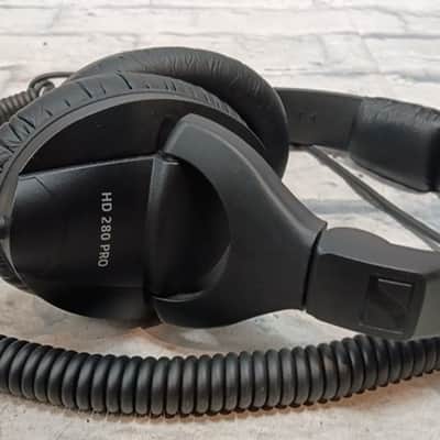 Sennheiser HD 280 Pro Studio Headphones image 2