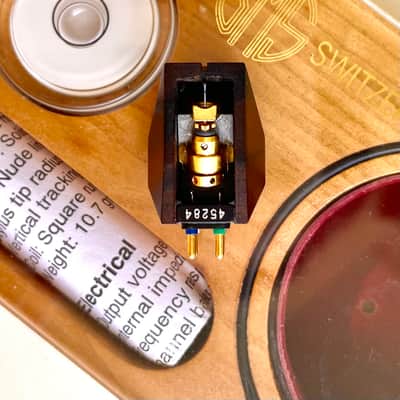 Benz Micro Ruby-Z MC Cartridge, Zebra wood, Line-contact diamond, Boron Cantilever, like new condition image 5