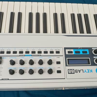Arturia KeyLab 88 MIDI Controller MIDI Controller Mark I Mark 1 - White image 5