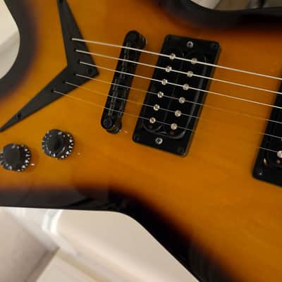 Dean MLX Sunburst, Excellent image 7