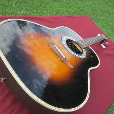 Ovation  USA  Ultra model 1511 80s' Vintage Sunburst with Non original case image 14