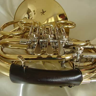 **HOLTON FARKAS H180 DOUBLE FRENCH HORN** NEAR MINT! image 9