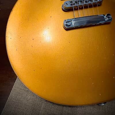 Gibson Les Paul Studio '50s Tribute Gold Top Dark Back - RELIC image 18