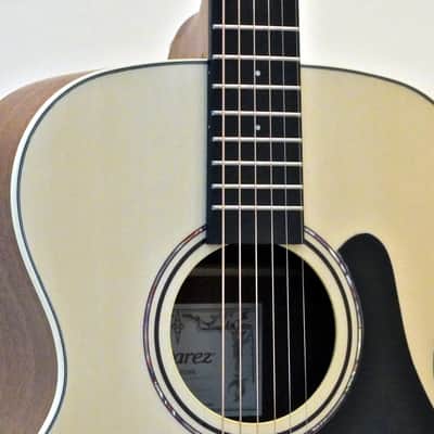 Alvarez Regent Series RF26 Folk/OM Acoustic Guitar with Gig Bag image 3