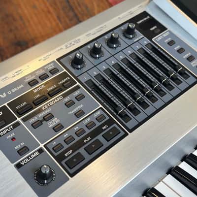 Roland Fantom G6 Workstation Keyboard image 4