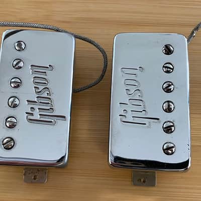 Gibson Vintage 1971 Chrome Embossed Logo Patent Number Sticker Pickup Set Les Paul ES 3351972 1973 1970's image 3