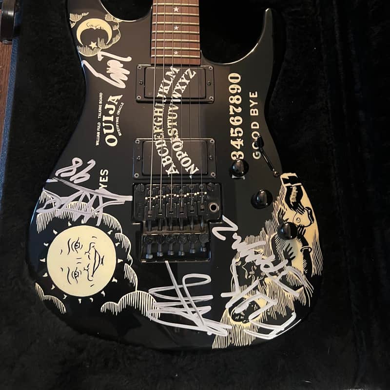 11998 ESP KH-2 Ouija Kirk Hammett Signature Black with Ouija G…
