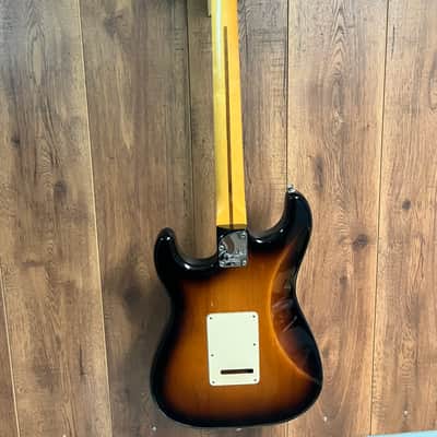 Fender American Deluxe V Stratocaster Strat V-neck Tweed Case - Sunburst image 9