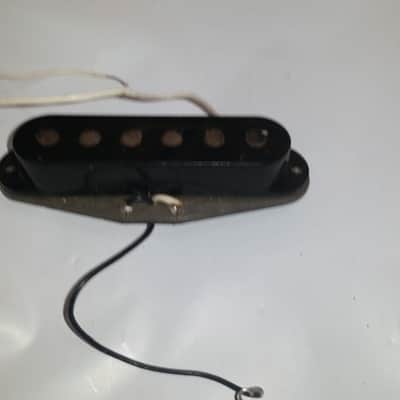 Fender STRATOCASTER Pickup 1979 grey bottom meter read 5.72 image 1