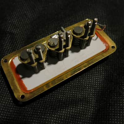DeArmond Rowe Dynasonic Pickup, gold - 1950s * NEW OLD STOCK * image 6