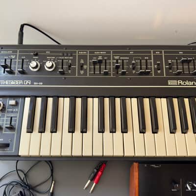 Roland SH-09 32-Key Monophonic Synthesizer 1978 - 1982 - Black image 1