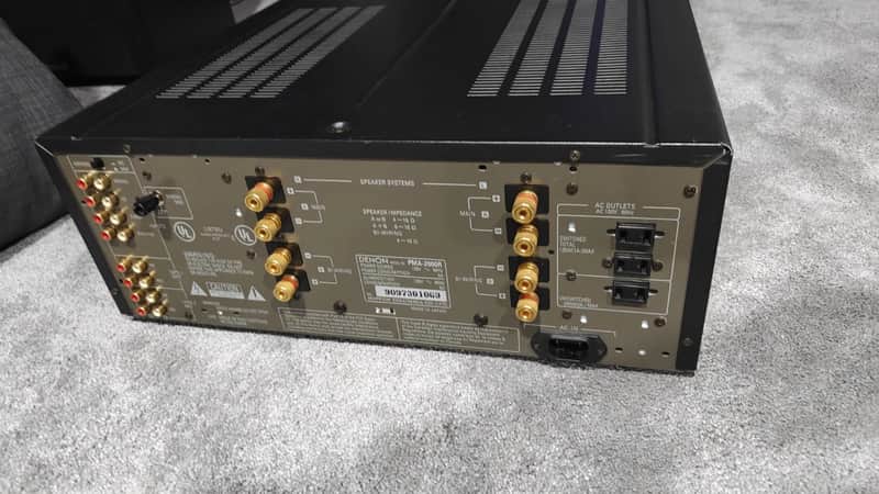 Denon PMA-2000R stereo integrated amplifier with power cord AND REMOTE! image 1