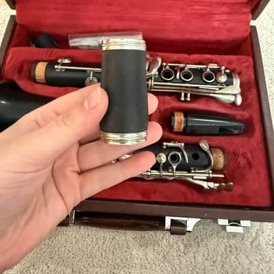 Buffet Crampon E11 Intermediate Bb Clarinet 2010s - Black image 12