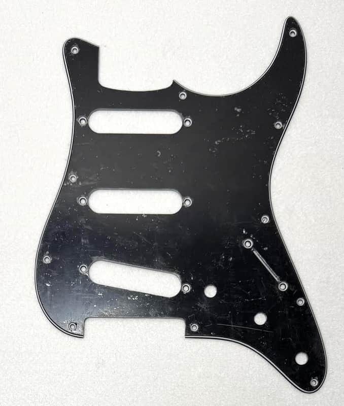 Pickguard for Fender Stratocaster, 11 Hole, 3-Ply, Black image 1
