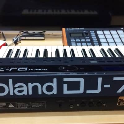 Roland DJ-70 sampling workstation - max RAM - sampler keyboard - GREAT SHAPE image 5