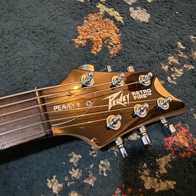 Peavey Retro Fire - univox image 6