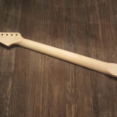 Fender Licensed WD Baritone Replacement Neck for Stratocaster WD6SM | Maple Fretboard image 8
