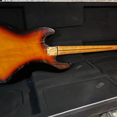 Fender Deluxe Active Jazz Electric Bass Guitar MIM Mexico w Case image 7