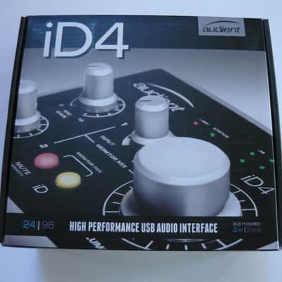 Audient iD4 Desktop USB Audio Interface 2010s - Black image 12