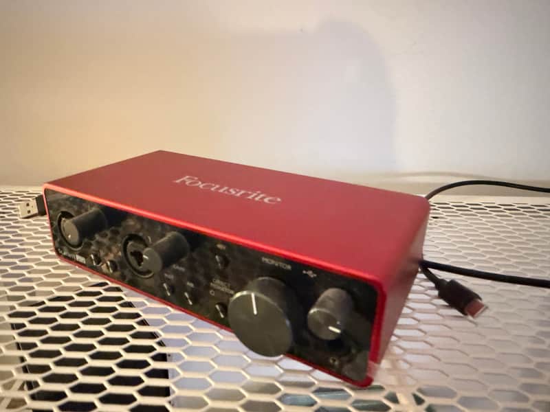 Focusrite Scarlett 2i2 (3rd Gen) USB Audio Interface image 1