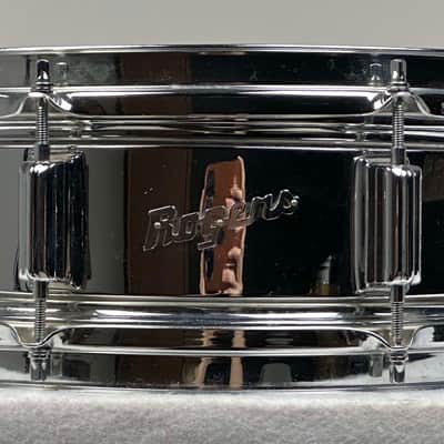 Rogers 20/12/16" Cleveland-Era Holiday Drum Set - VIDEO Gold Sparkle "Headliner" Outfit w/ 5x14" Powertone image 12
