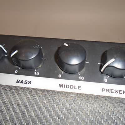 Fender Bassbreaker 45 2x12" 45-watt Tube Combo Amp image 2