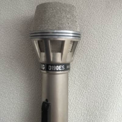 Vintage 1970's AKG D190ES Dynamic Cardioid Microphone Low Z 200 OHMS w/ On/Off Switch image 2