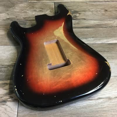 Made to Order - FRANCHIN Mercury guitar body Relic Aged Nitro Lacquer OVER METALLIC LEAF (Sunburst/ Black/ White/ Blue/ Green/ Yellow/ Red/ Pink/ Burgundy/ Purple/ Gold/ Silver/ Copper, etc.) Basswood Poplar Stratocaster-Strat-S-Style Made in Italy image 4
