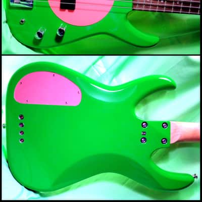 Flea Bass / Model 32 Flea Bass / Model 32 Punk Green with Original