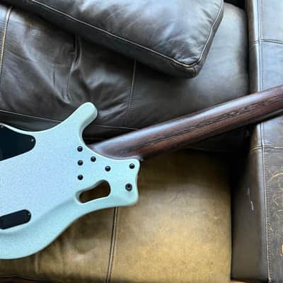 FM Guitars Orquídea “Majora’s Mask” 9 String 2025 - Sparkle frost image 2