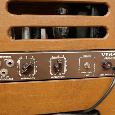 Vega Commander 1940's image 7