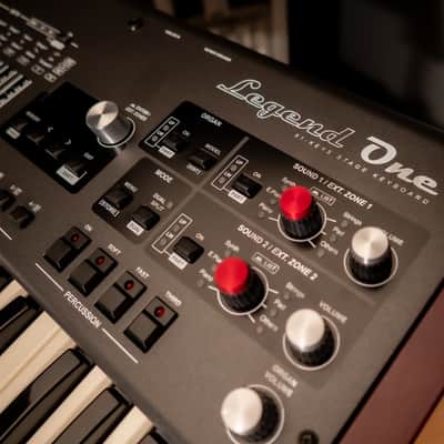 Viscount Legend One 61 Stage Keyboard with Lower Manual image 6