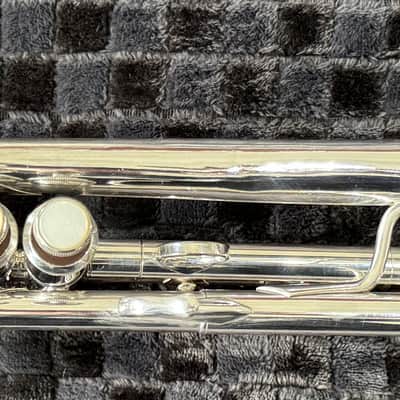 Used 1970’s Bach Stradivarius Model 37 Silver Trumpet with case and NY Bach 7C mouthpiece image 4