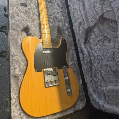 Fender American Ultra Telecaster with Maple Fretboard 2019 - 2025 - Ultraburst image 1