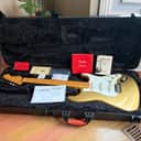 Fender Lincoln Brewster Stratocaster - Present - Aztec Gold