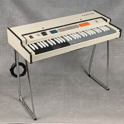 Farfisa Fast 4 ✅ All Silicon Transistor ✅RARE Vintage from 70s Combo Organ ✅ Classic 70s Sound ✅ Cleaned & Fully Checked ✅ Worldwide Shipping image 1