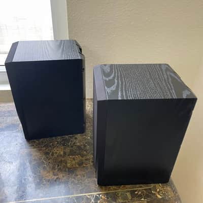 Paradigm Atom V.4 Black Bookshelf Speakers Pair. New Woofer Surrounds. Tested! Paradigm Atom V.4 Black Bookshelf Speakers Pair. New Woofer Surrounds. Tested! image 10