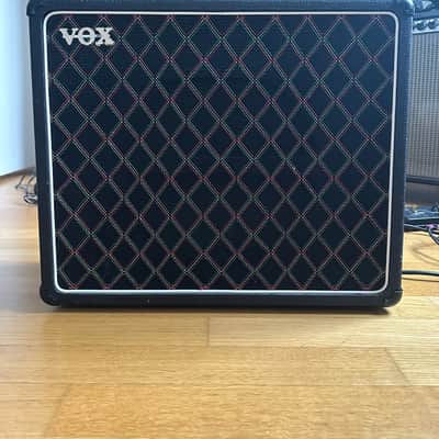 Vox Escort 30 Lead 3-Channel 30-Watt 1x12" Guitar Combo Amp image 2