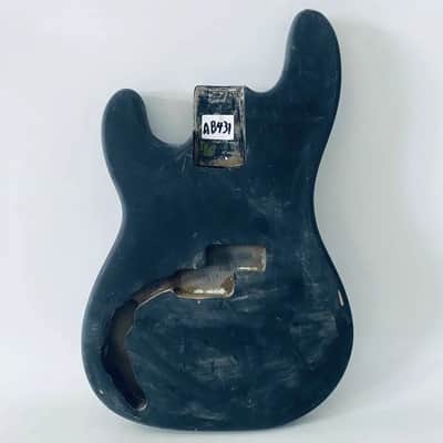 Lefty 4 String Precision Style Bass Basswood Body image 1