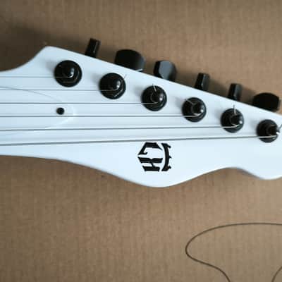 Chapman	ML3 Modern image 3