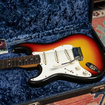 1967 Fender Stratocaster Left-Handed Sunburst with tag image 3