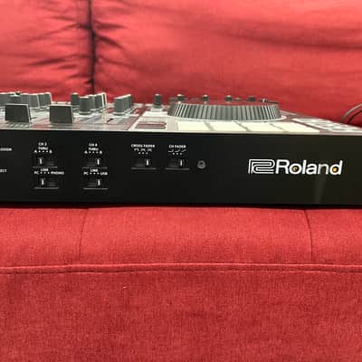 Roland DJ-808 DJ Controller - Black image 16