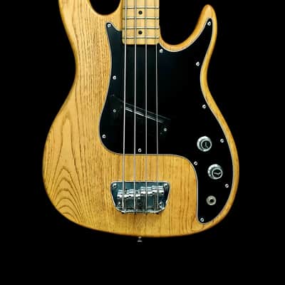Peavey Fury 80s 4 Strings Bass With Hard Case !! $600 Or Best Offer ! image 1