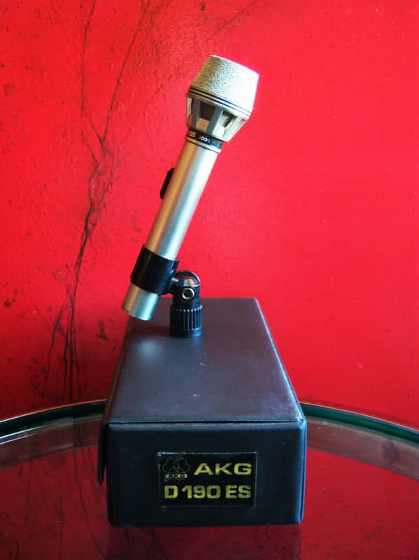 Vintage 1980's AKG D190ES dynamic cardioid microphone w clip & case Low Z 200 OHMS D1000E image 1