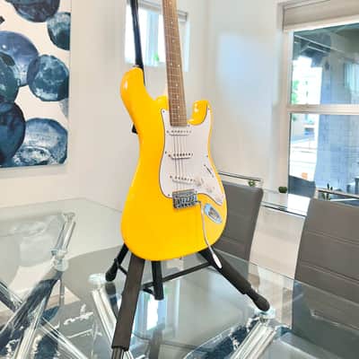 Xaviere Pro870 Monaco Yellow Strat-style guitar image 2