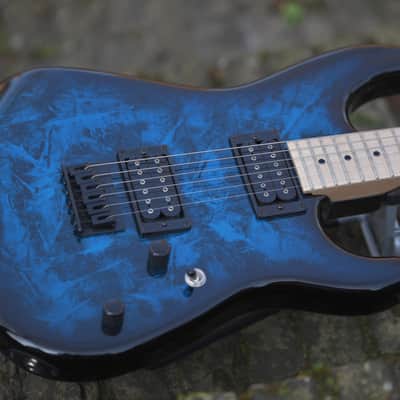 Woodstock Custom Rockboy, Rock For Ukraine - Black Ice image 18