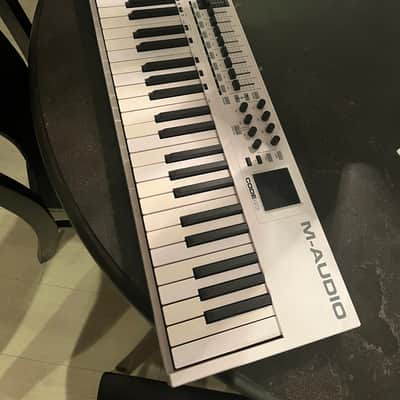 M-Audio Code 49 USB MIDI Keyboard Controller 2010s - White image 2