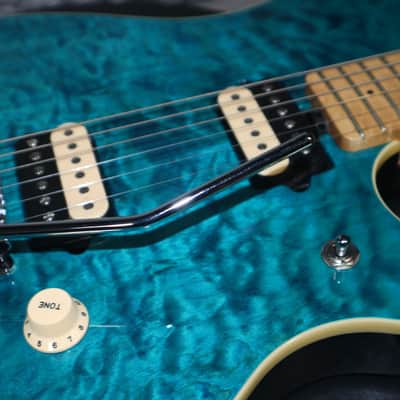 Ernie Ball Music Man Eddie Van Halen Signature Floyd w/case Killer Quilt, Mint image 4